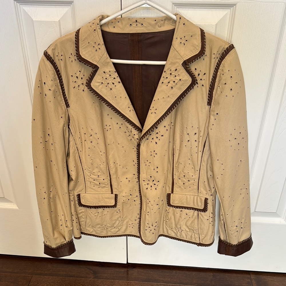 Tan Women's Jacket with Brown Accents